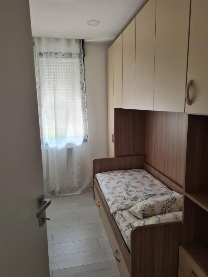 Apartament Маріна-Джулія Екстер'єр фото